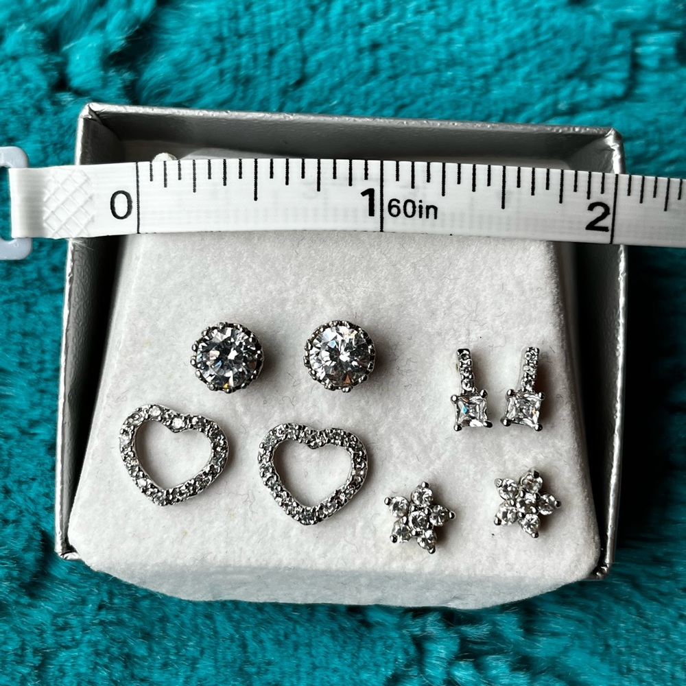 Earring set